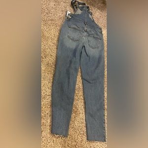 Universal threads size 00 pantsuit / romper/ jumpsuit